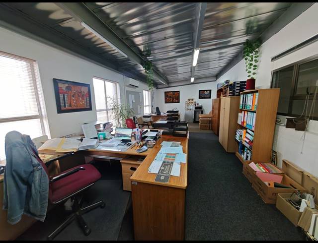 178M² FACTORY FOR SALE IN CITY DEEP